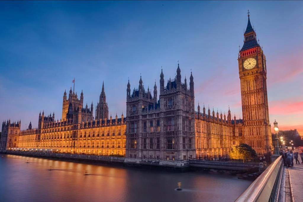 Park View Apartments Londra Esterno foto